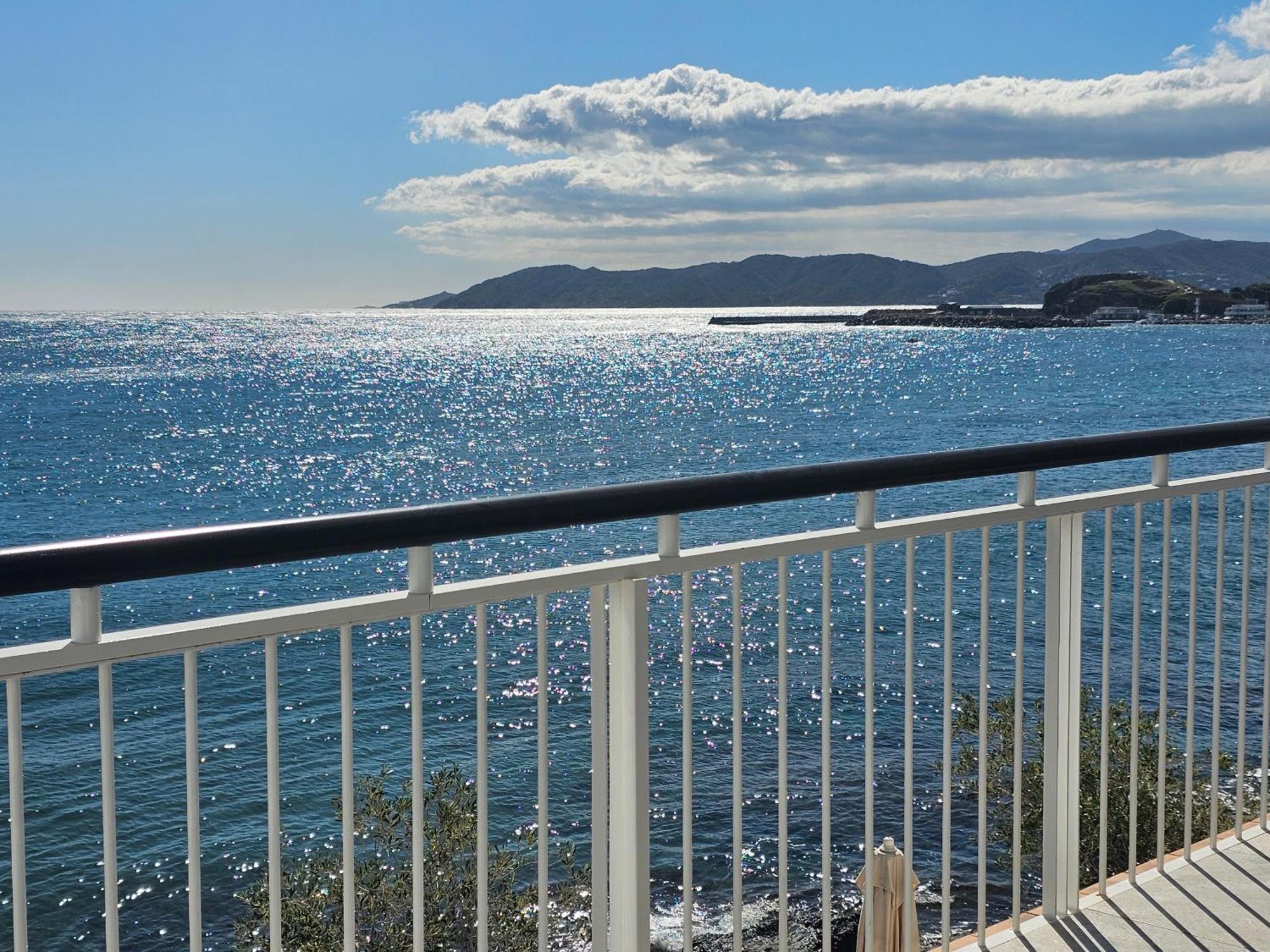 Hotel Grifeu Льянсса Экстерьер фото
